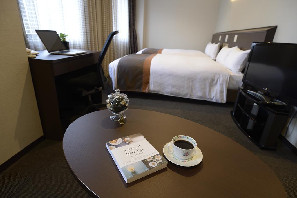 Natural Hot Spring Midosuji Hotel Osaka Phòng bức ảnh